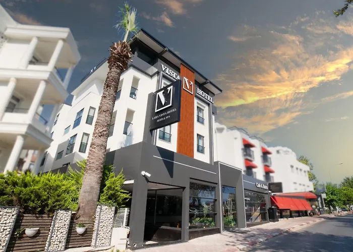 Lara Vista Hotel Suits & Spa